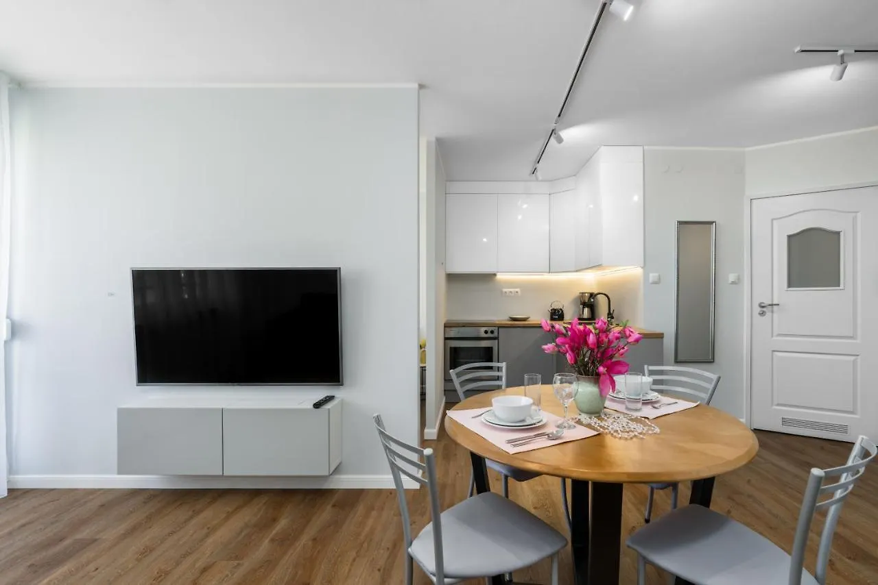 Apartment Wroclaw Jednosci Narodowej By Noclegi Renters
