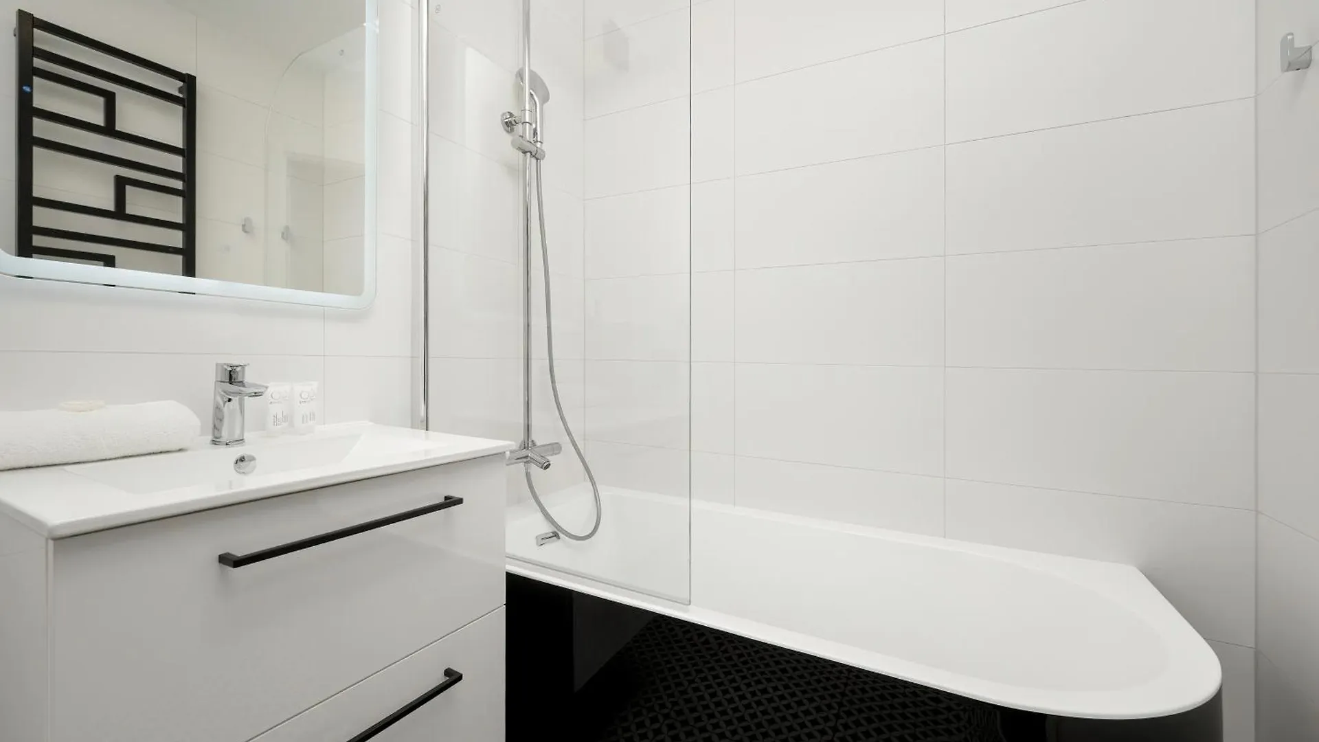 Apartment Wroclaw Jednosci Narodowej By Noclegi Renters